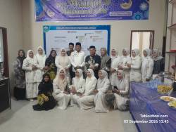 Bupati Bireuen H. Muklis Hadir di Camat Kota Juang Peringati Maulid Nabi, Syaifudin Santuni 23 Anak Yatim. 